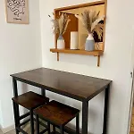 Cozy Equipped Studio And Parking - City Center