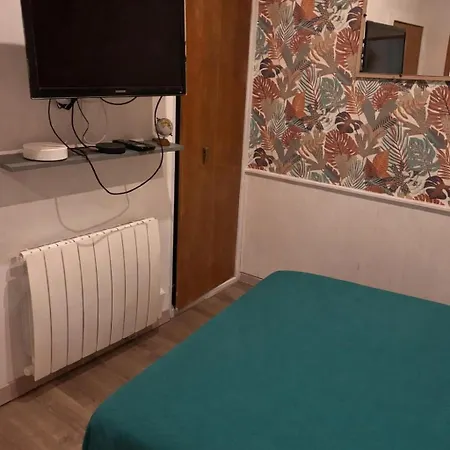 Cozy Equipped And Parking - Center Appartement *