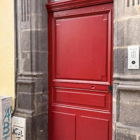 Cozy Equipped And Parking - Center Appartement