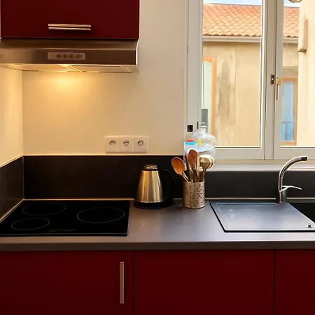 Cozy Equipped And Parking - Center Appartement *