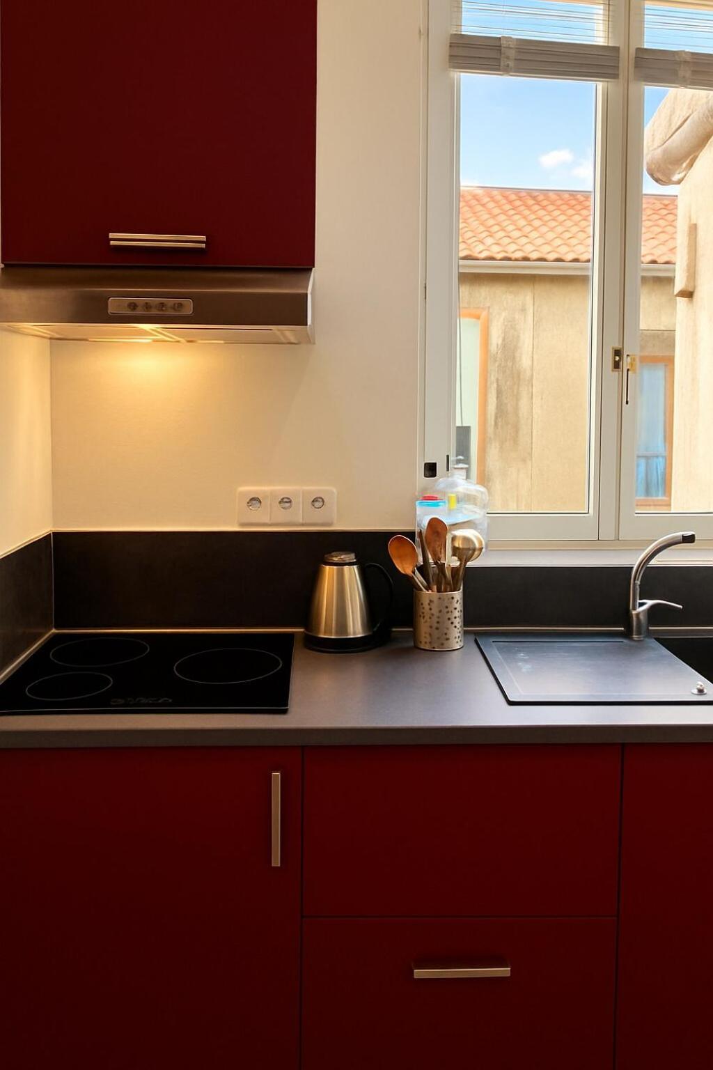 Cozy Equipped And Parking - Center Apartment *